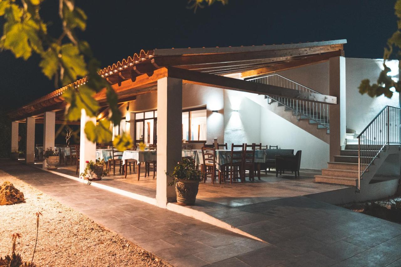 Agriturismo Irghitula Posada  Exterior photo