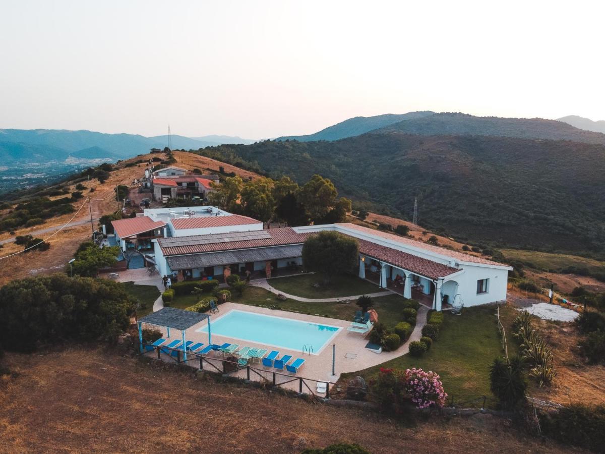 Agriturismo Irghitula Posada  Exterior photo