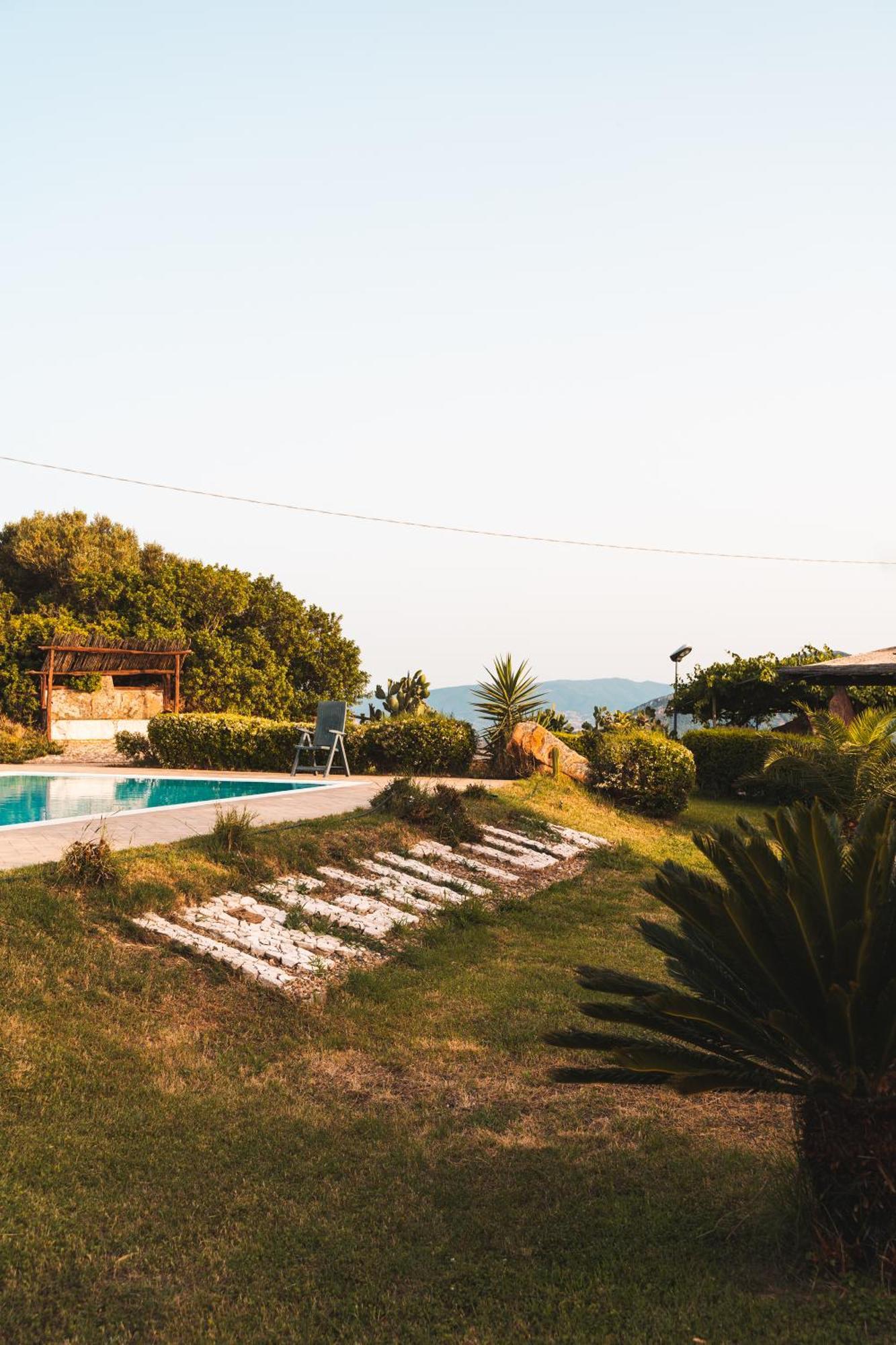 Agriturismo Irghitula Posada  Exterior photo