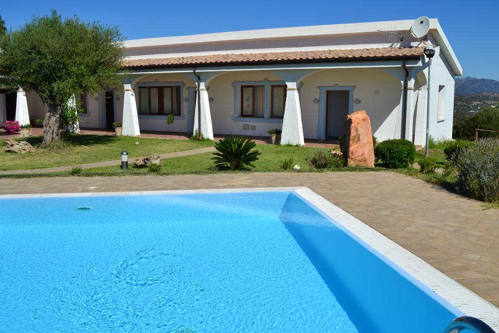 Agriturismo Irghitula Posada  Exterior photo